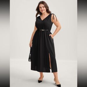 BloomChic Black V-Neck Midi Dress with Side Slit size 1X (14-16)